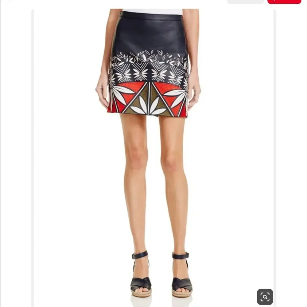 NEW Tory Burch Navy, Red White Leather Embroidered Skirt marked 2, Fits  27 / S
